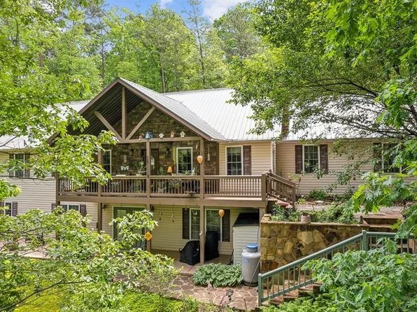 670 Sally Cir, Ellijay, GA 30536