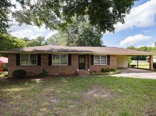 145 Smithonia Rd, Winterville, GA 30683