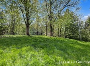 8725 Conservation St NE, Ada, MI 49301