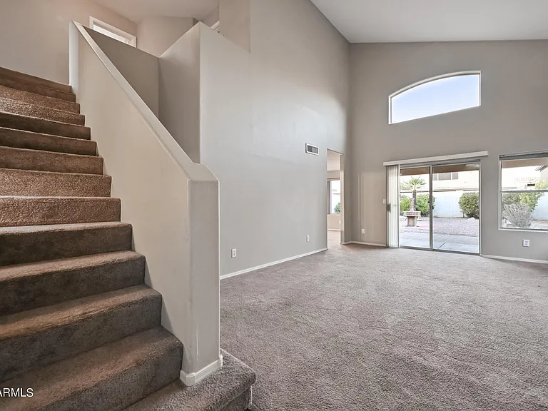 1244 E Angela Dr — Photo 3
