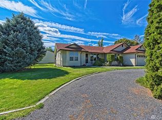 19446 Golf Club Rd NW, Soap Lake, WA 98851