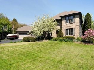 30W180 Estes St, Naperville, IL 60563