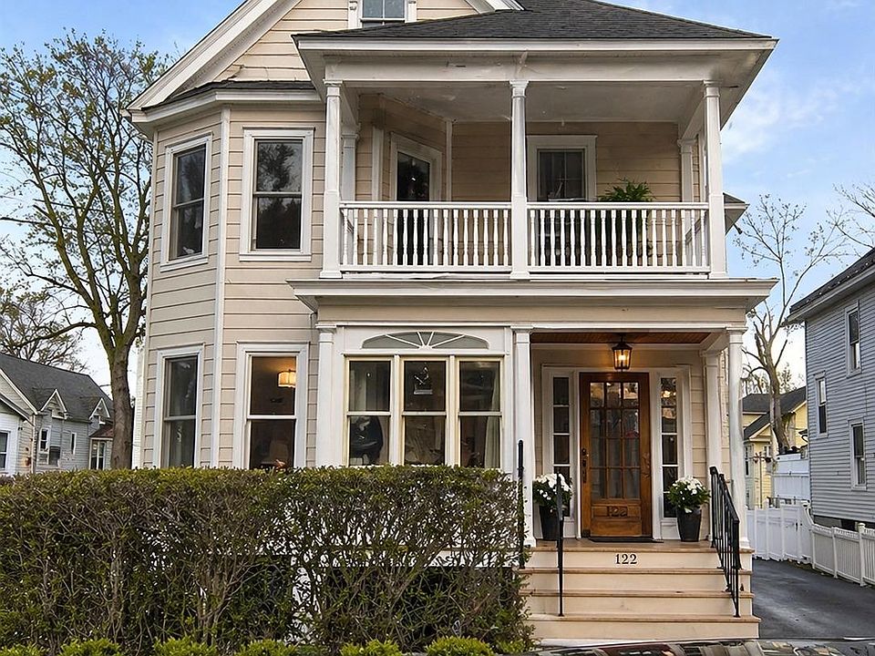 1st image of 122 S Cherry Street