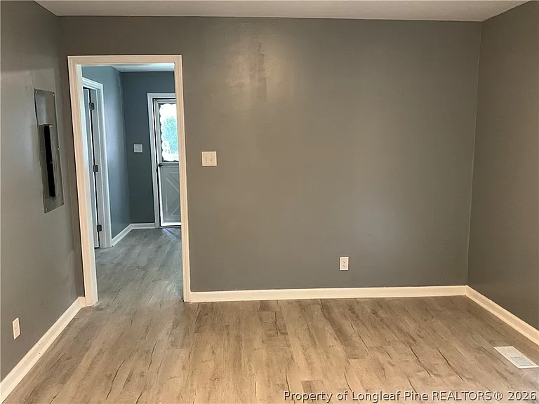 1422 Grandview Dr — Photo 5