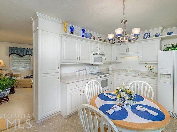 5th image of 1373 N Hicks Cir NW