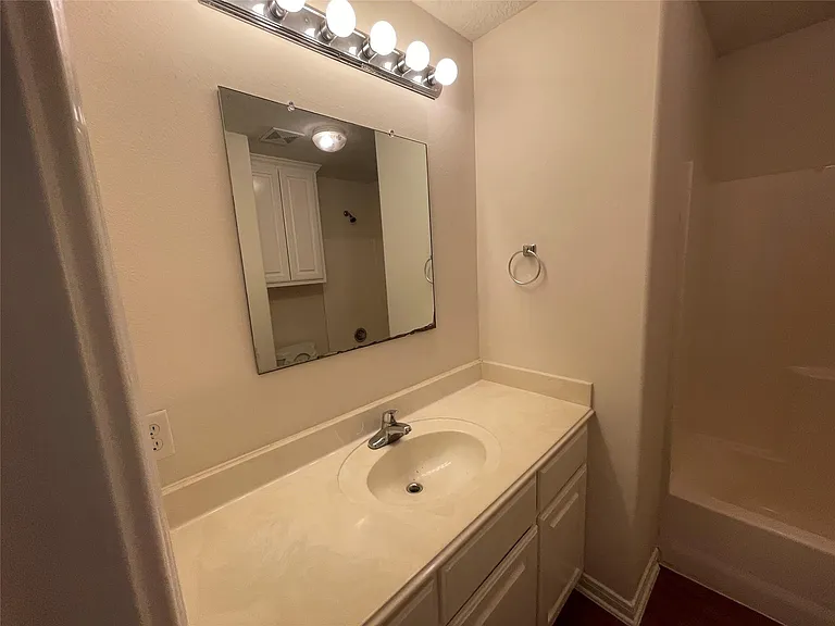 16216 Setting Sun Ct — Photo 30