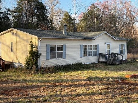 5th image of 700 Christopher Rd