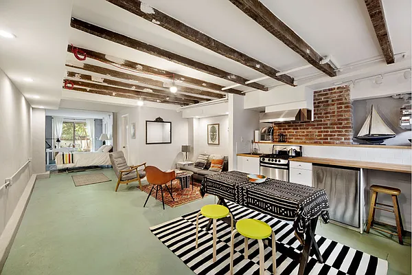Sold by Stribling | media 8