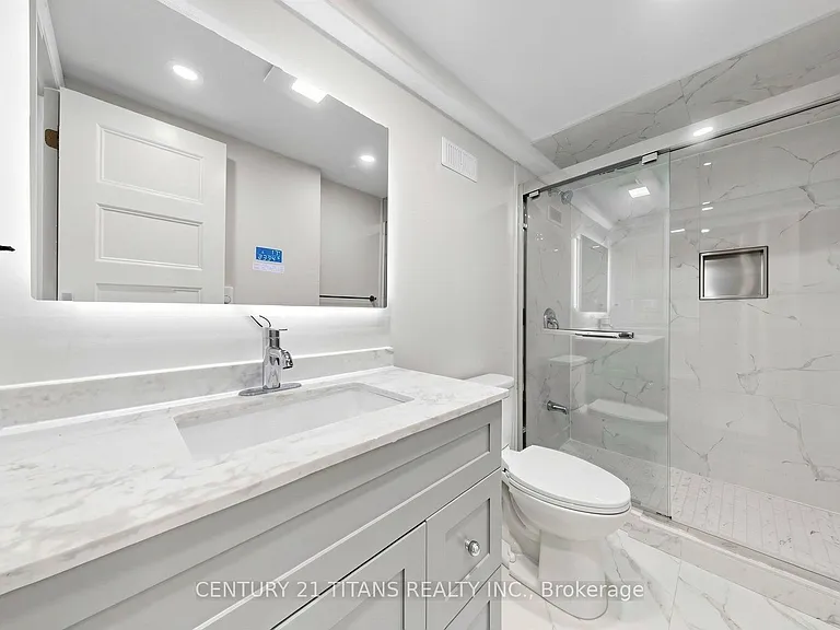 270 Forestwalk St #LOWER — Photo 32