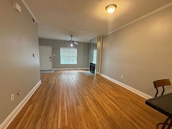 3rd image of 5131 Butter Creek Ln