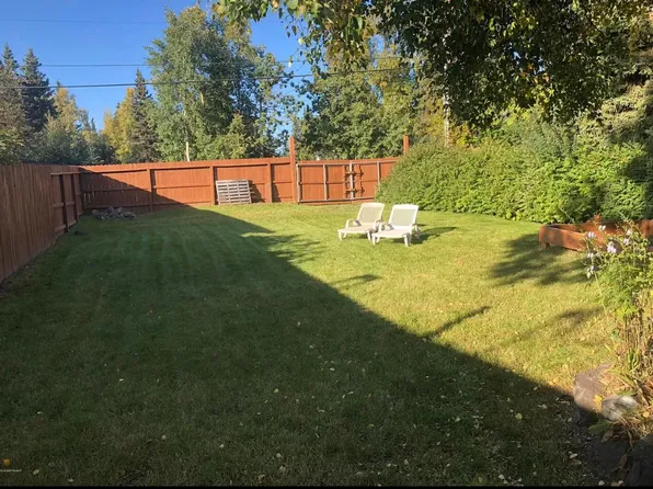 2703 W 31st Ave #B, Anchorage, AK 99517