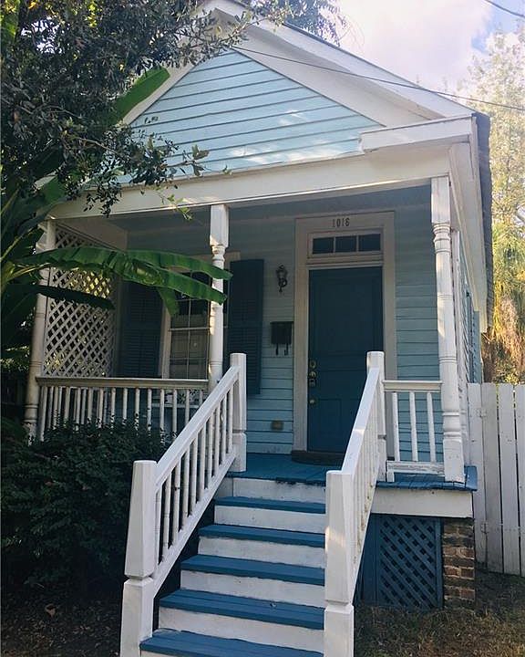 2nd image of 1016 Caroline Ave