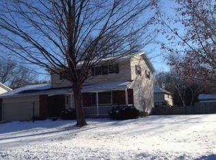 1720 Hickory St, Onalaska, WI 54650