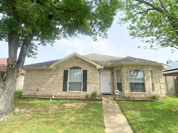 2843 Saint Johns Ave, Lancaster, TX 75146