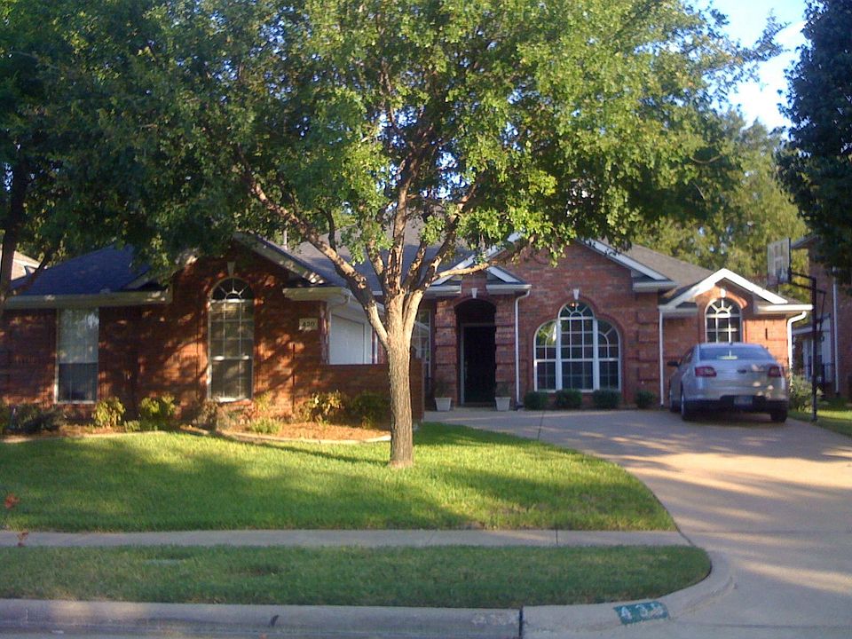 1st image of 430 Baltusrol Cir