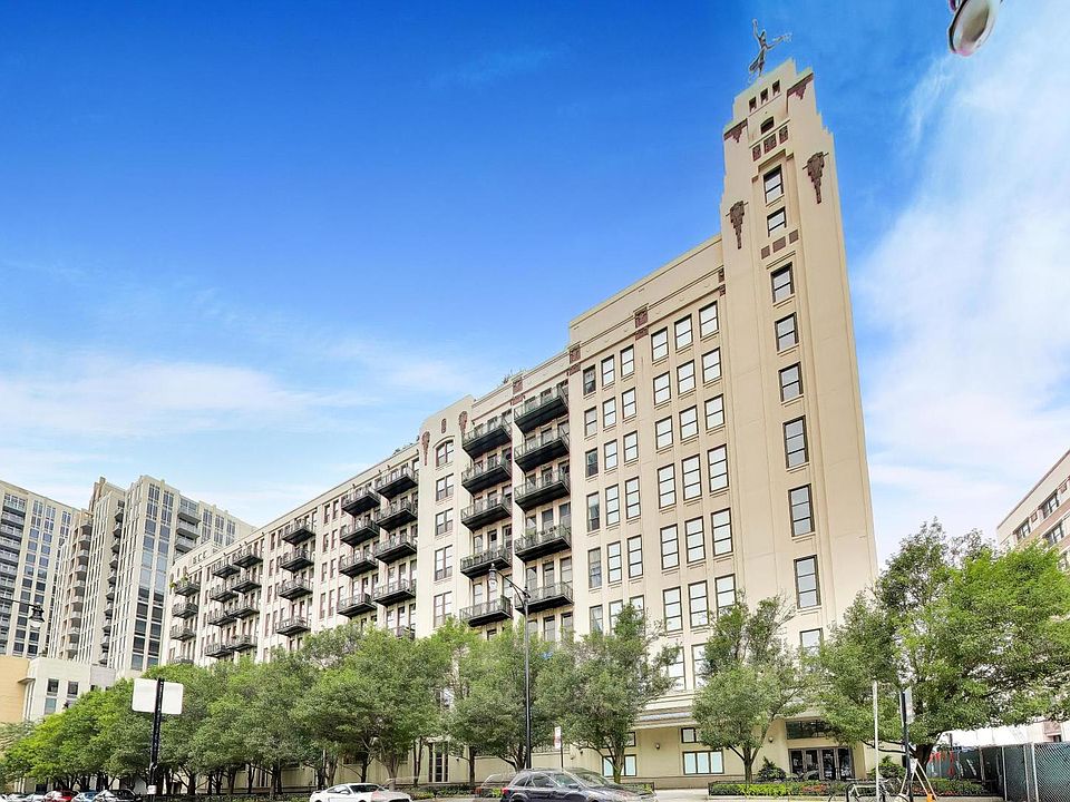 1st image of 758 N Larrabee St APT 630