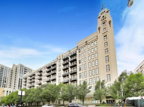 758 N Larrabee St APT 630, Chicago, IL 60654