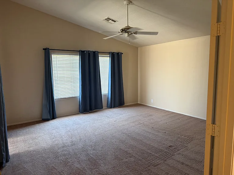 5165 W Linda Ln — Photo 12