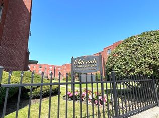 18 Ashland St APT 2R, Worcester, MA 01609