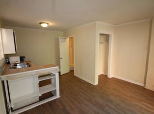 123 E Charlton St #B, Savannah, GA 31401