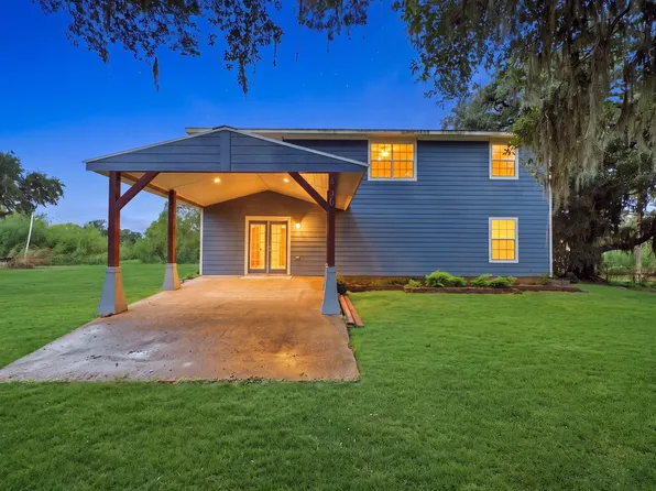 450 N Sunset Blvd, Holiday Lakes, TX 77515