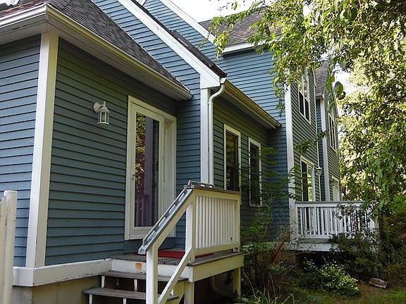 2nd image of 6A Noble St #A