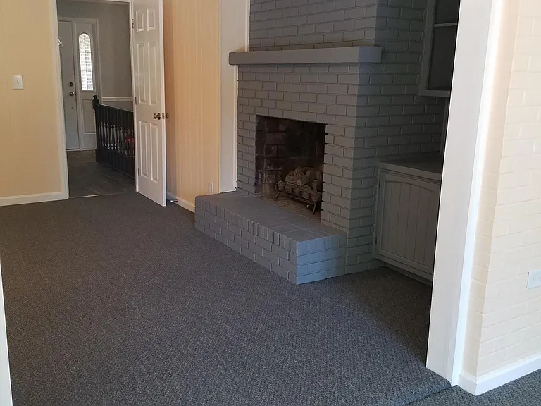 7604 Wallingford Rd — Photo 9