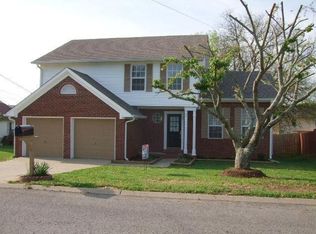 106 Northlake Dr, Hendersonville, TN 37075