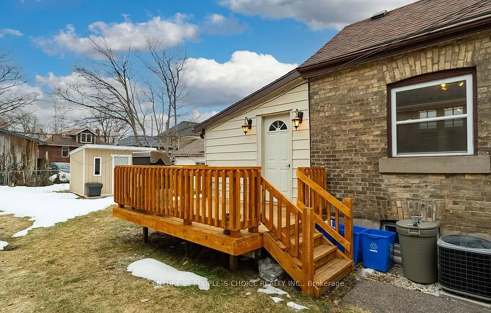 5 bed, $2,799 — Photo 4