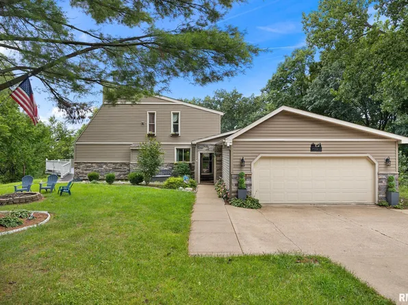 20513 N Deer Bluffs Dr, Chillicothe, IL 61523