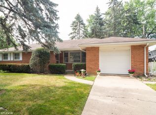 21 E Heron Dr, Palatine, IL 60067
