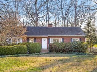 8821 Waxford Rd, Richmond, VA 23235