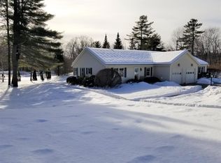 6 Abby Cir #1, Topsham, ME 04086