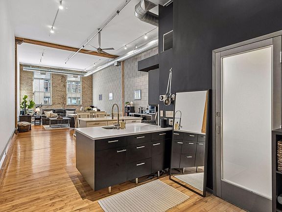 5th image of 801 Washington Ave N APT 220