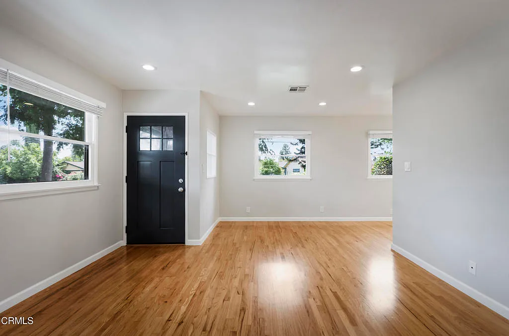 2 bed, 1.0 bath, 768 sqft, $3,295 — Photo 4
