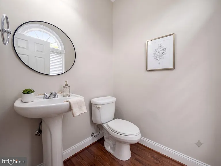 8358 Millom Ct — Photo 12