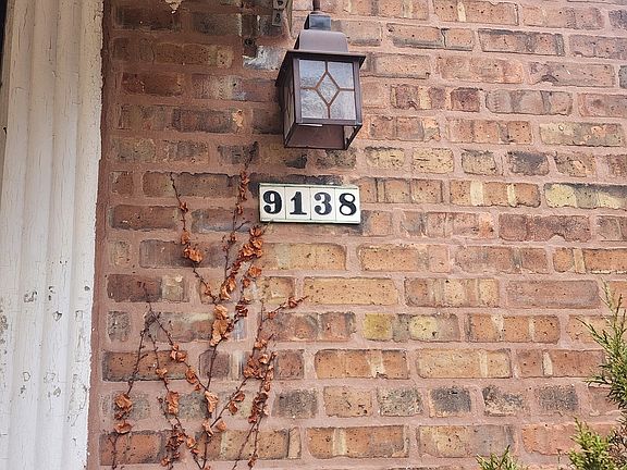 5th image of 9138 S Perry Ave