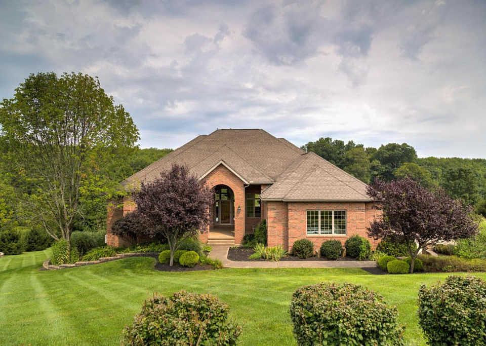 1st image of 10641 Summer Ln
