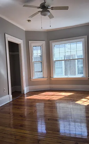 92 Campbell St #2 Photo 1