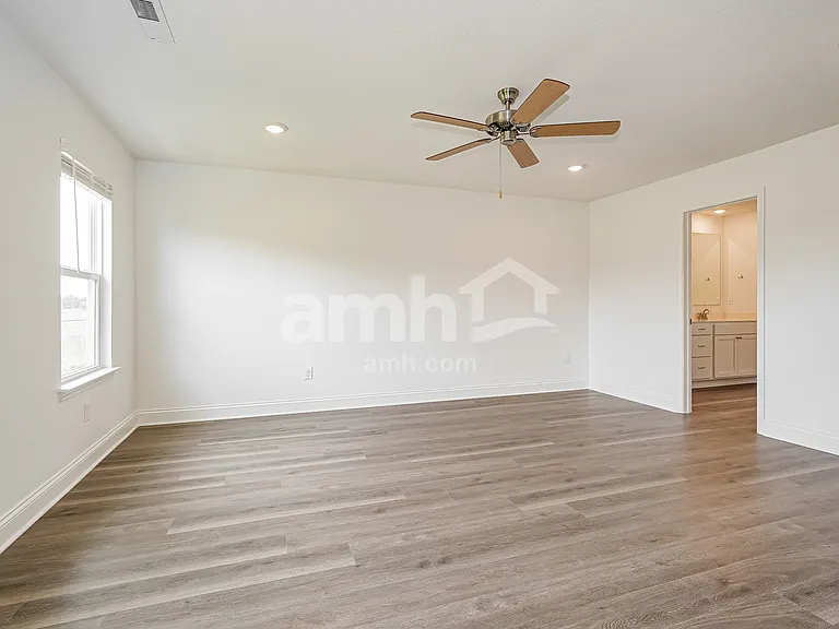 9025 Henley Ave — Photo 10