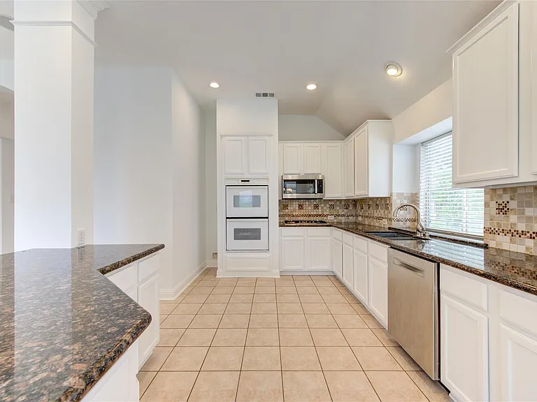 6015 Nash Creek Ct — Photo 23
