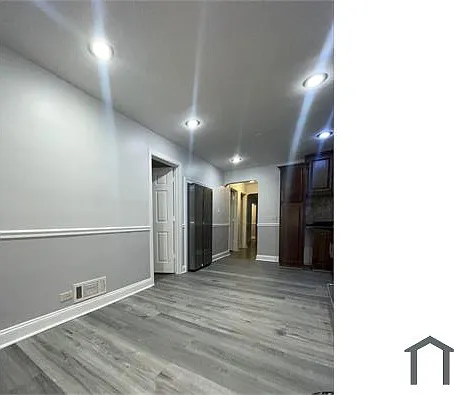 3 bed, 2322 sqft, $3,500 — Photo 2