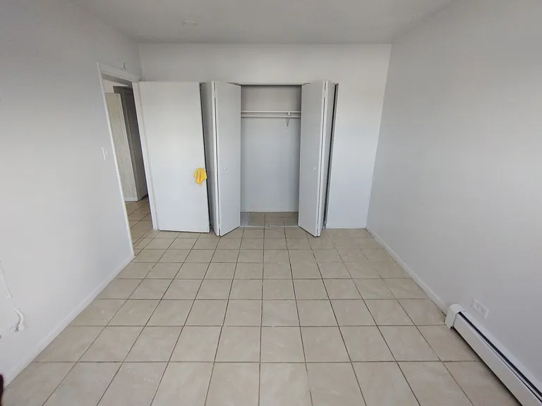 4744 Rose St #2R — Photo 6