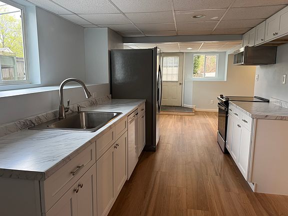4th image of 52 Mapleville Main St #52