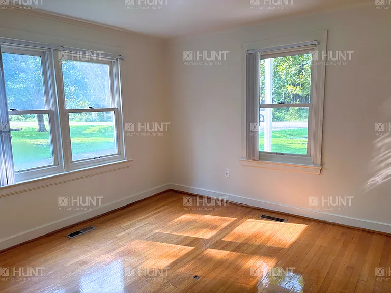 332 Jefferson Dr — Photo 7
