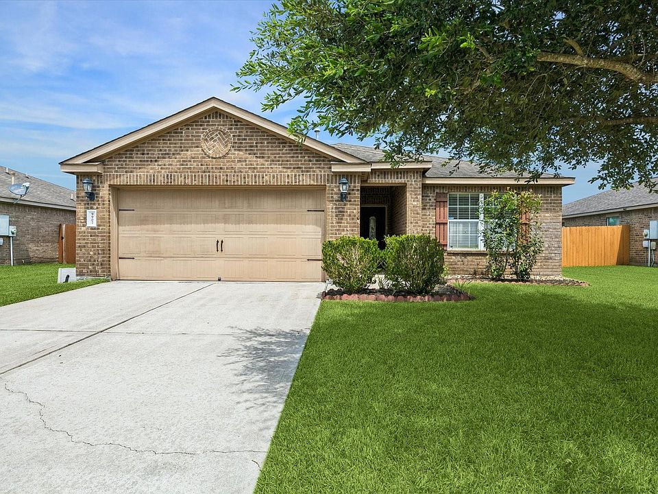 1st image of 9907 Garnet Springs Dr