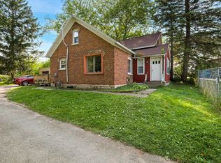 2064 Manitowoc Rd, Green Bay, WI 54302