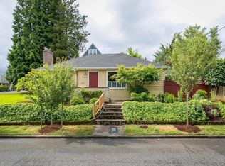 706 SW Hume St, Portland, OR 97219