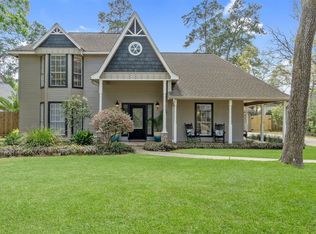 318 Heather Ln, Conroe, TX 77385