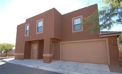 1st image of 3037 N Estrella Ave